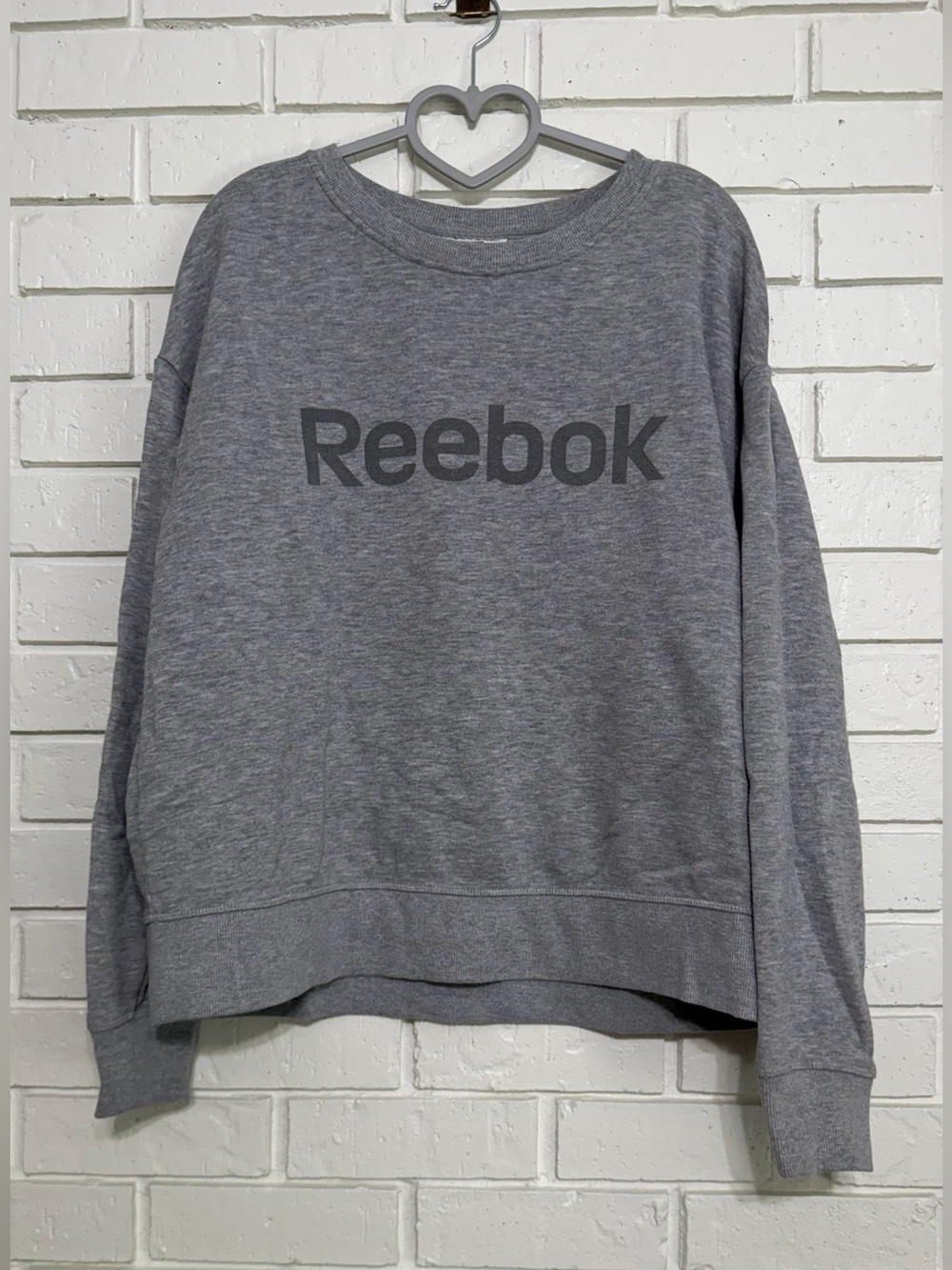 Reebok Gray Oversized Logo Crewneck Sweatshirt Estimated Women’s Large